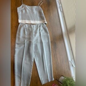 Jones New York Grey Matching Pant and Top Set